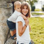 Грешките што ги направив како мајка во 90-тите, а сите тогаш ги сметаа за нормални