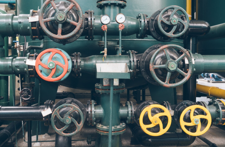 Трамп ќе биде задоволен: Еве каде ќе пристигне американскиот гас во јужна Европа