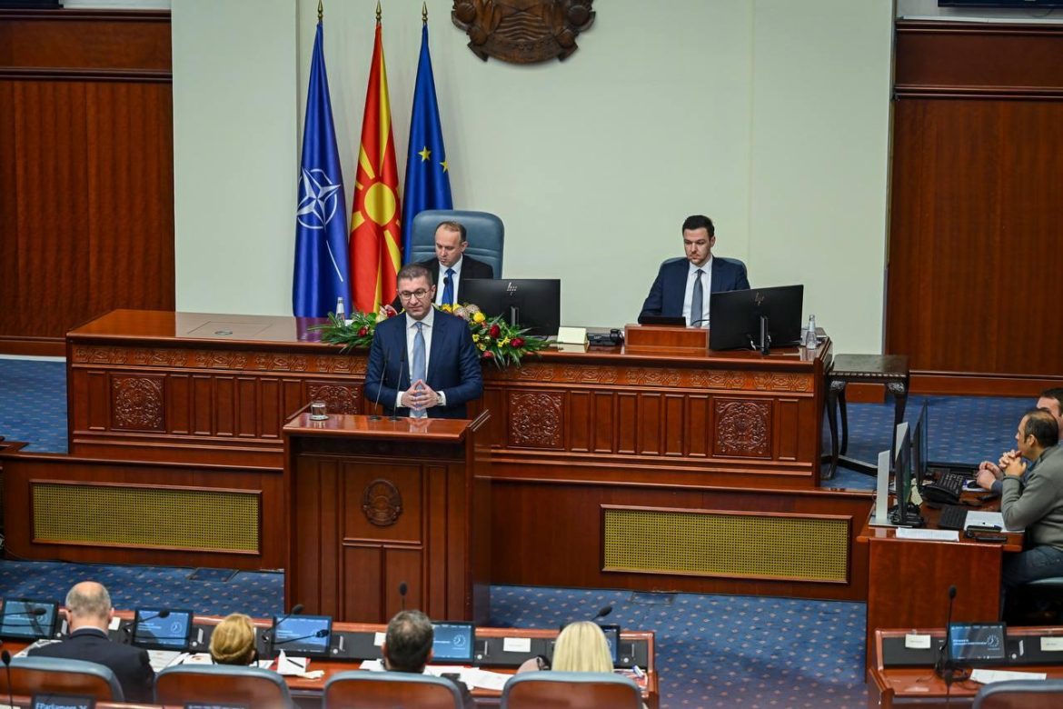 Мицкоски за Груби: На Прочка креваа дрон над куќата на сестра ми и сега јас да се договарам со нив