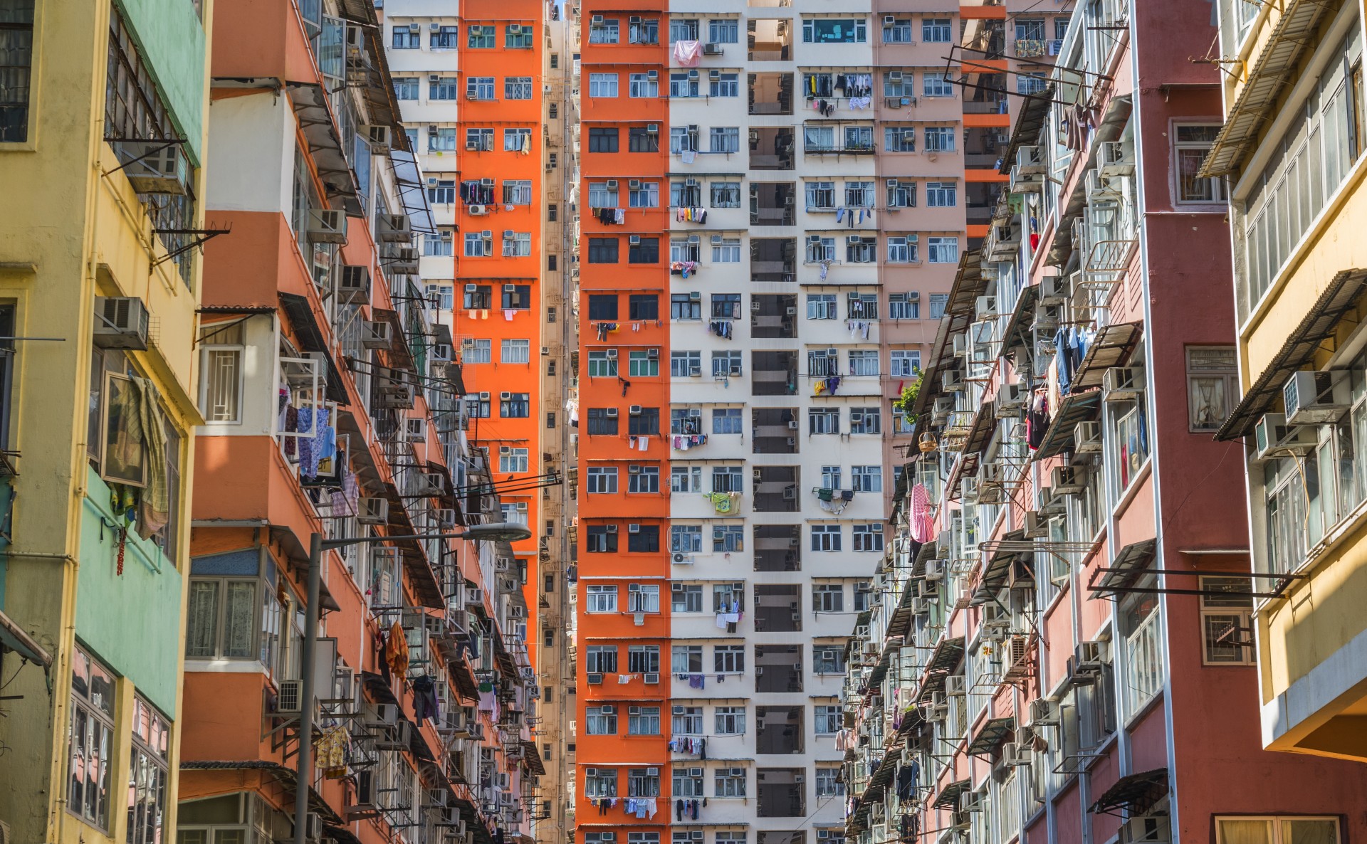 Има луѓе на кои сакате да им се одмаздите? Во оваа земја постои штанд за фрлање клетви,а услугата чини само 6 евра!