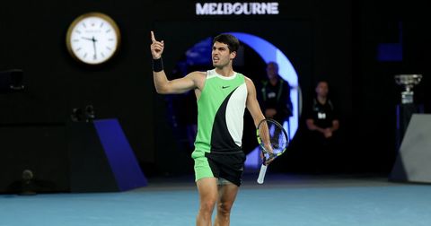 Рекордите кои Карлос Алкараз ги урна со првиот трофеј во Мелбурн!
