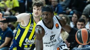 Партизан поразен на гостувањето кај Фенербахче