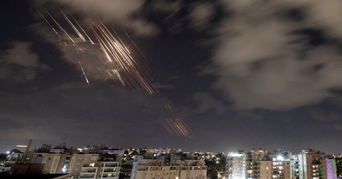 Израел започна превентивен напад врз Иран, прогласи вонредна состојба