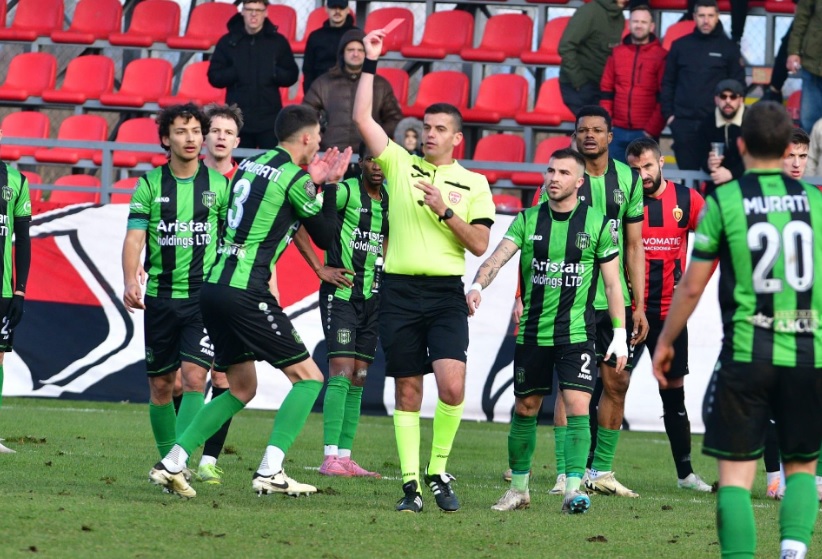 ФФМ даде објаснување за судиските одлуки и инцидентот во финишот на натпреварот Вардар – Башкими (ВИДЕО)