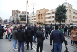 Синдикатите утре ќе ги блокираат Стопанската комора, Организацијата на работодавачите и Бизнис-конфедерацијата