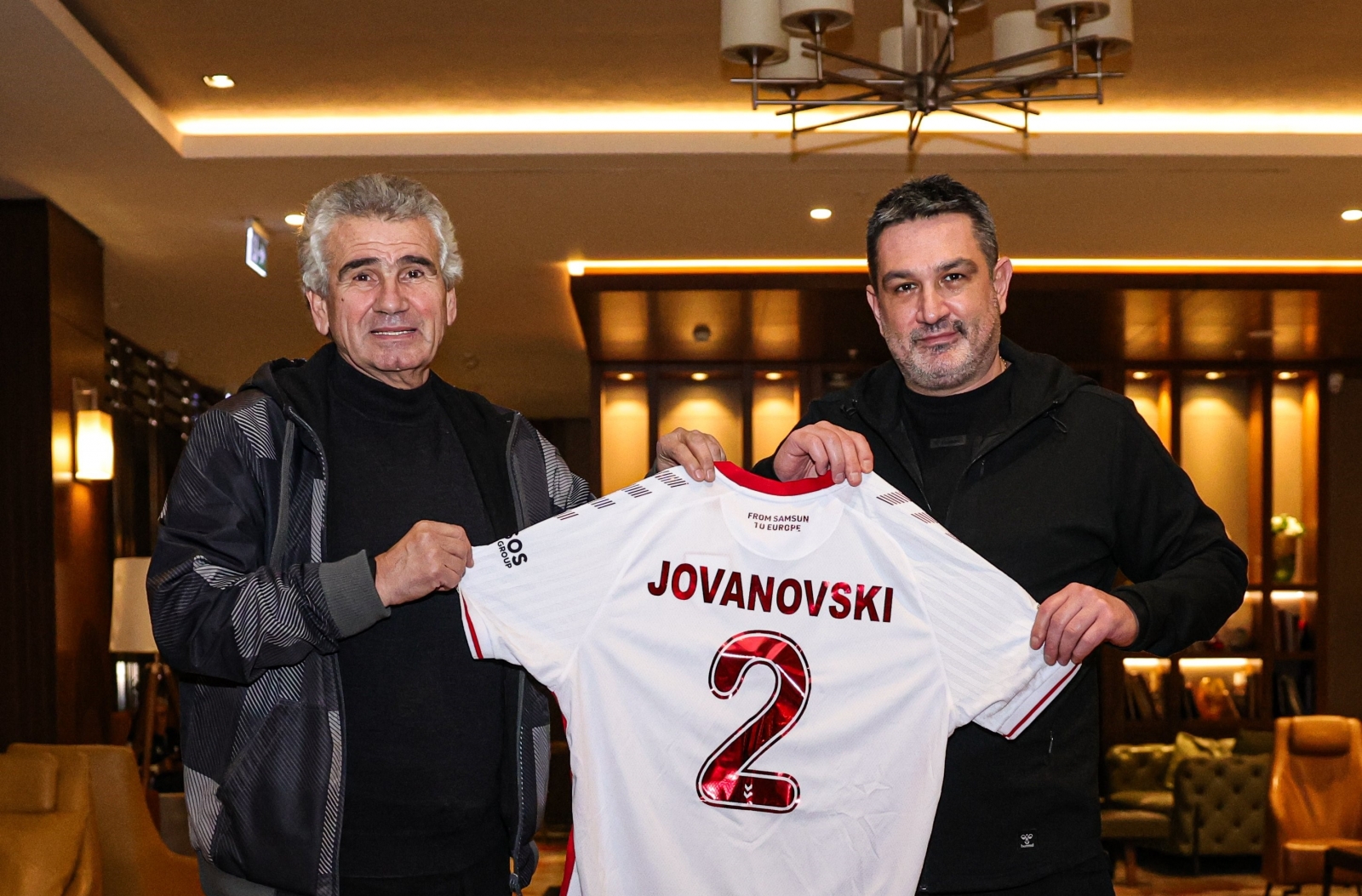 Самсунспор не го заборави Ѓоре Јовановски – му подари дрес