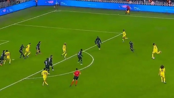 Каков гол на Асенсио, ова не го бранат ни двајца голмани (ВИДЕО)