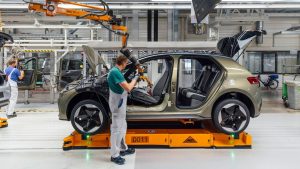 ЕУ ги одложи мерките што ќе ѝ ги заштитат производителите од кинеските соперници