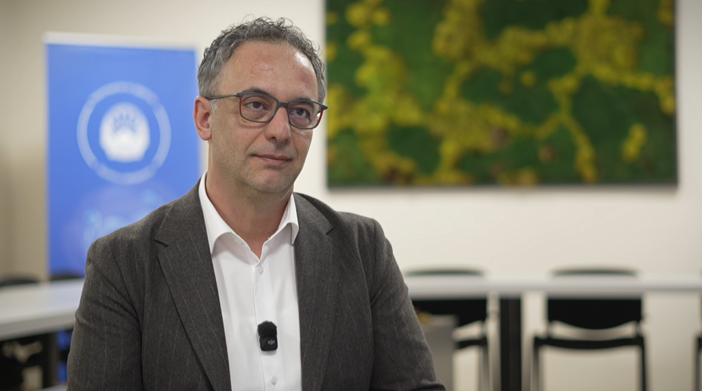 Алиу одржал онлајн состанок со домашната и странската комисија кои ќе го испитуваат случајот со непотребните операции на срце