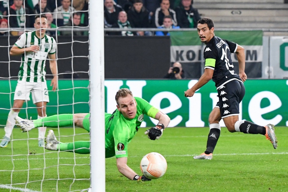 По три години отфрлени обвинувањата за силување на францускиот голгетер