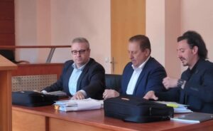 Мерко бил на операција, одложени рочиштата за плочата и осветлувањето на Дрим