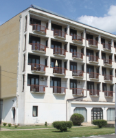 По дводневниот прекин што ги остави студентите во темница, во студентскиот дом „Никола Карев“ повторно има струја