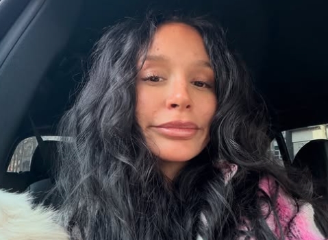 Едита го покажа нараснатото стомаче: Еве како изгледа во петтиот месец