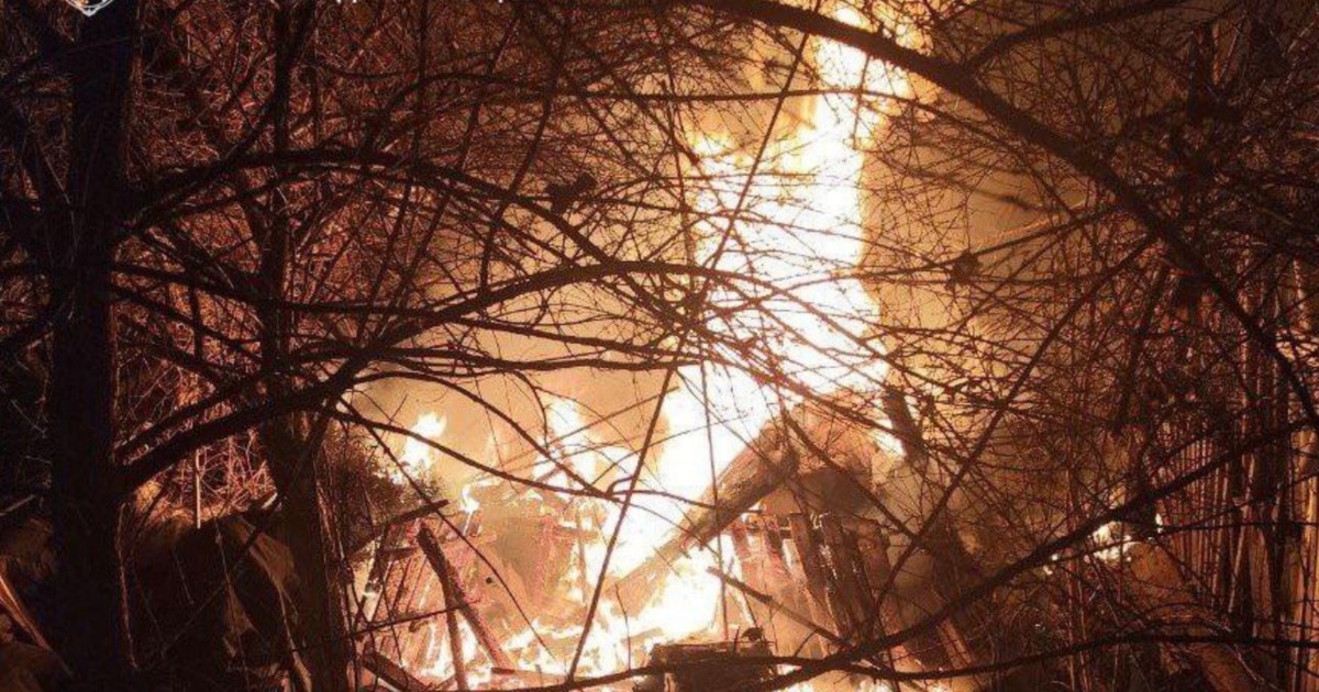 Руски напади врз Украина, Зеленски негира избори на годишнината од војната