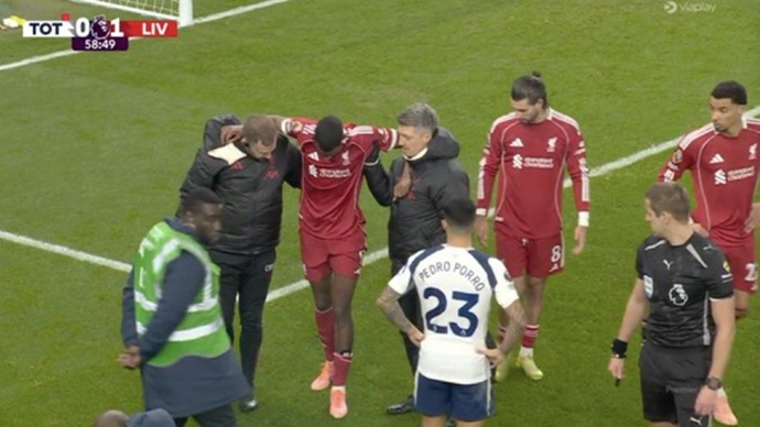 Тренерот на Ливерпул откри кога Александер Исак се враќа на терените