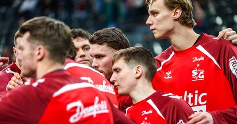 Трагедија во Европската лига, почина навивач среде меч