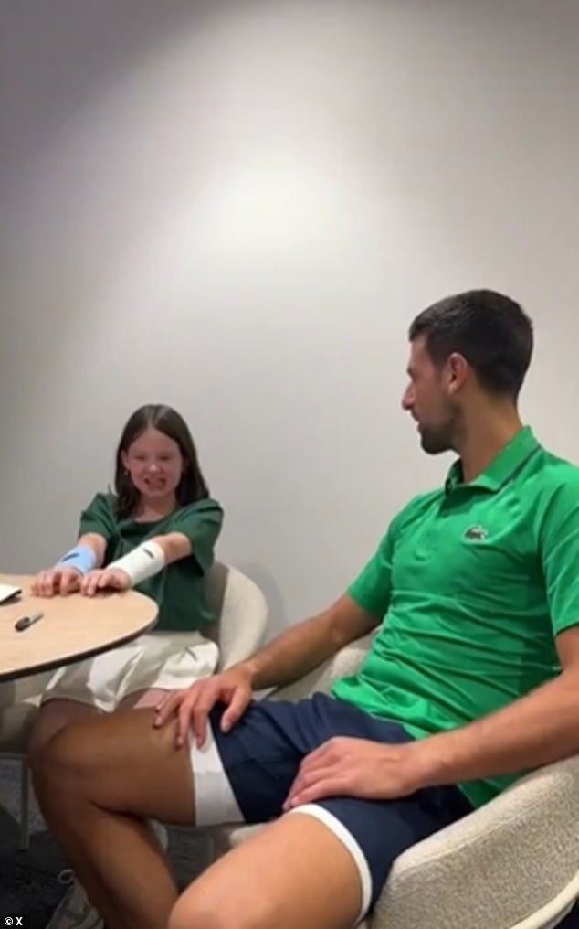 Новак Ѓоковиќ уште еднаш покажа колку голем човек е со гестот кон младото девојче што преживеало леукемија, непосредно пред финалето на Австралија Опен