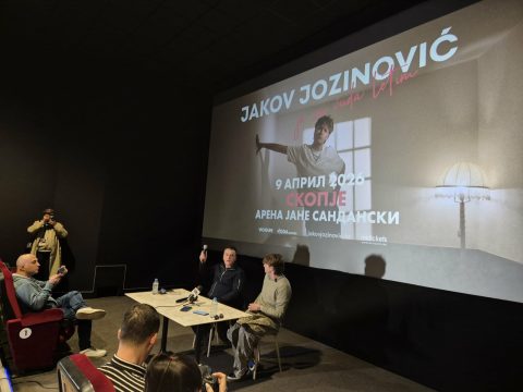 Музичкиот феномен што ги распродава арените: Јаков Јозиновиќ на ПРЕСС во Скопје се дружеше со новинарите и го најави концертот на 9-ти април во СЦ „Јане Сандански“