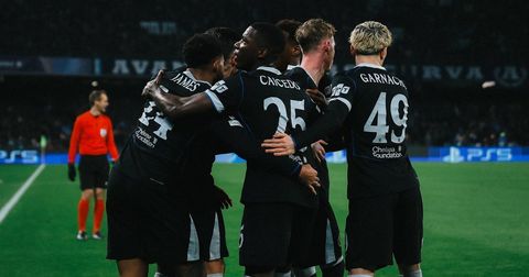 Челзи е во рекорден минус, пет англиски клуба се меѓу „водечките“