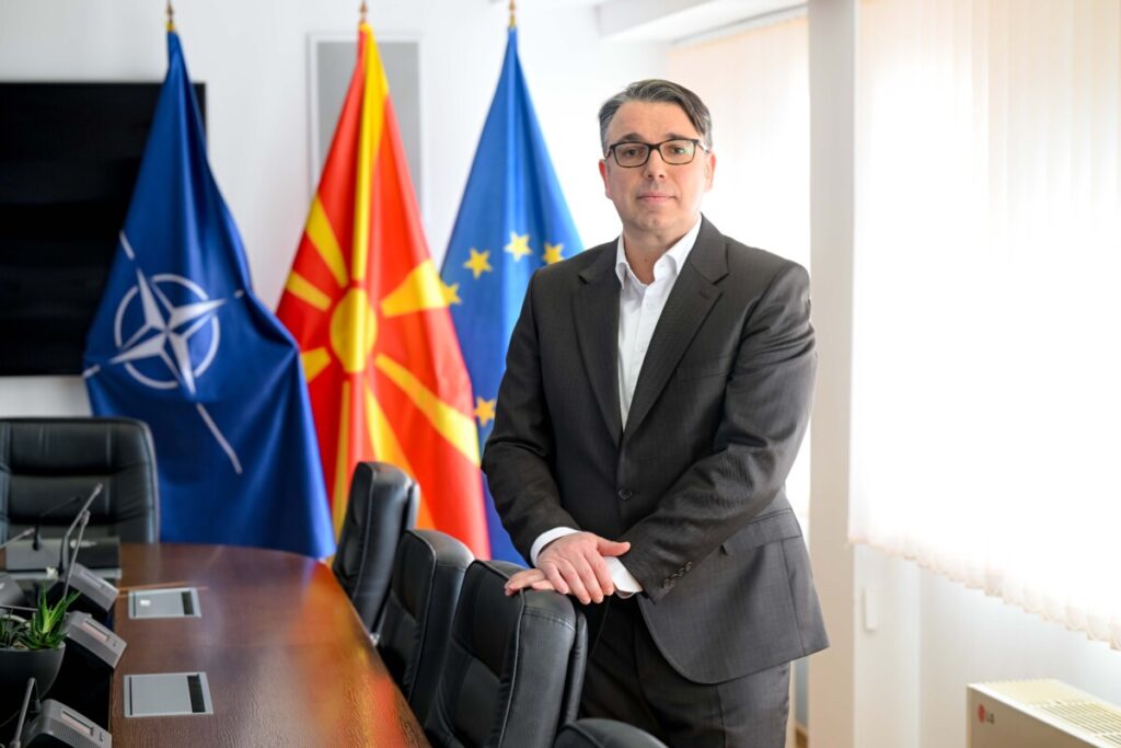 Филков со одговор до Сали: Уставот мора да се почитува и не смее да биде предмет на слободни и дневнополитички интерпретации