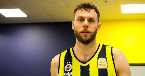 Фенербахче остана без важен играч во следните два месеци