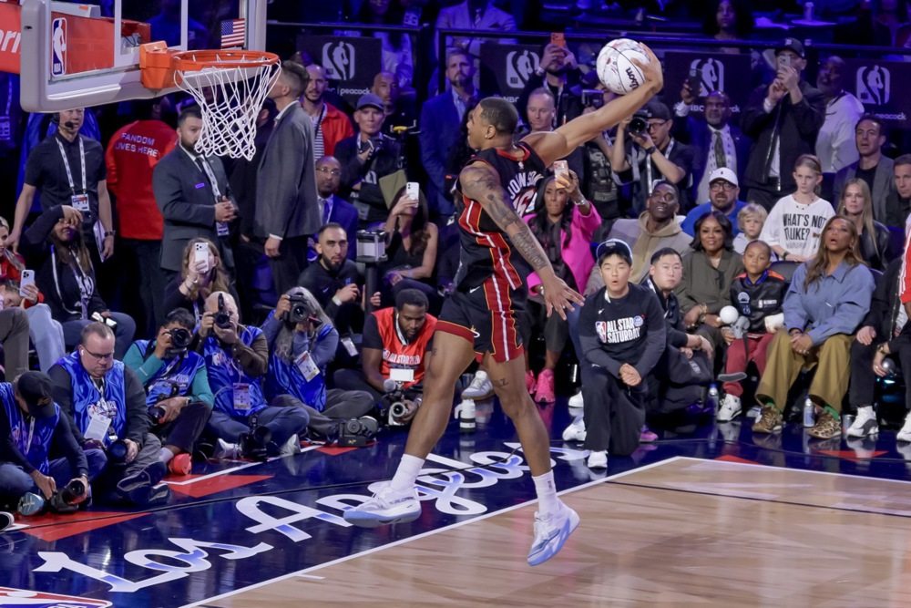 Креативност нула: Анонимус победи во ол-стар забивањето – имаше и стравичен пад (ВИДЕО)