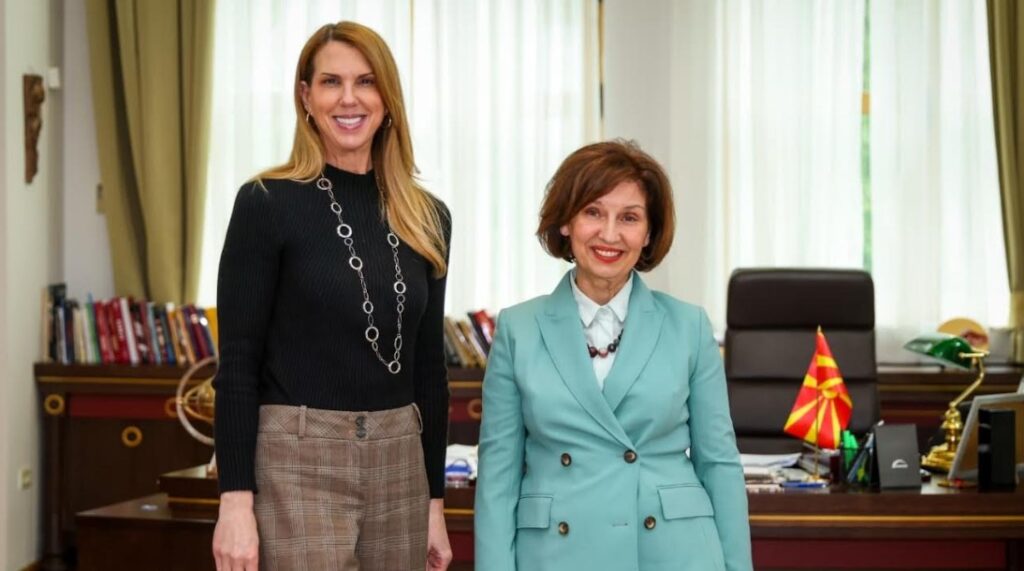 Средба на Сиљановска-Давкова со В.Д. амбасадорката на САД Никол Варнс: Во време на безбедносни предизвици, американско-македонското стратешко партнерство е важно за стабилноста