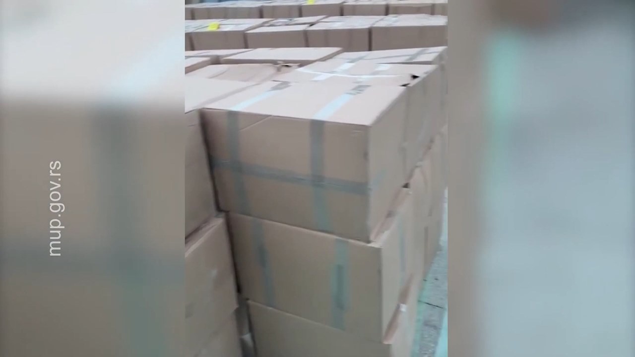 Ќе се „чешлаат“ сите фабрики за производство на марихуана