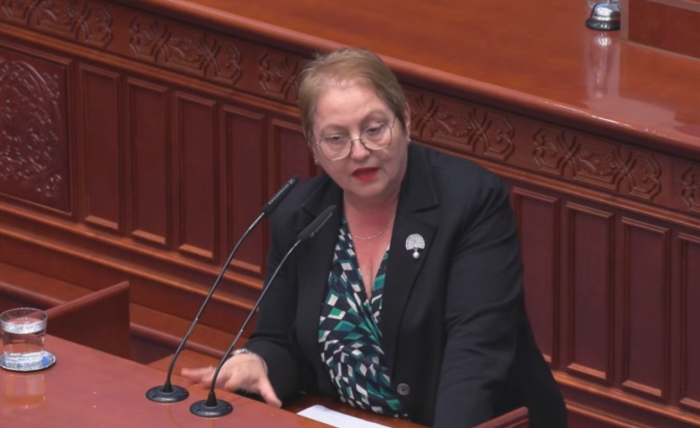 Јаневска: Крајно време е универзитетите и општеството да склучат договор дека ќе работат во полза на младите луѓе кои ќе останат да ја развиваат оваа држава