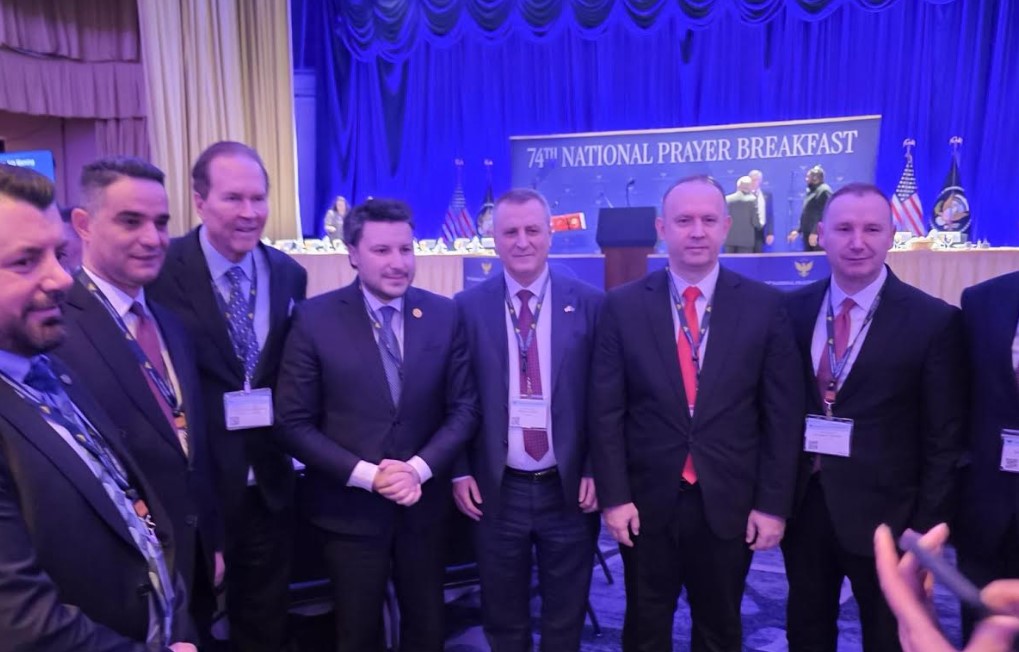 Претседателот на Собранието Африм Гаши, учесник на Националниот молитвен појадок во Вашингтон