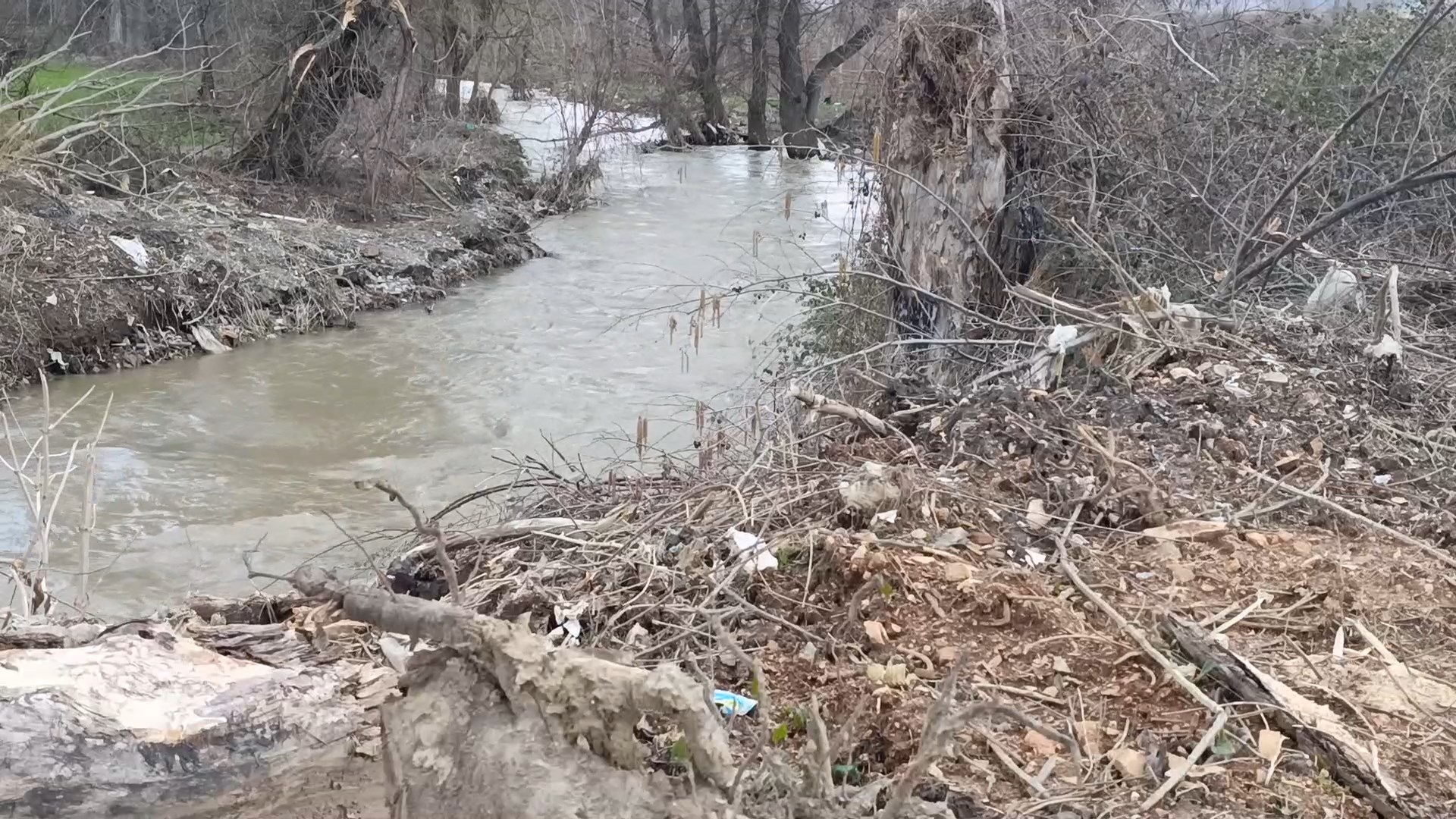 Анализа: Како човечкото невнимание ги претвори дождовите во катастрофа?!