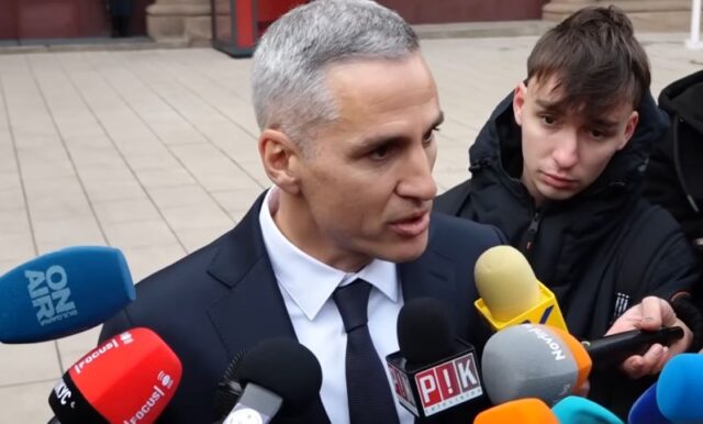 Бугарија: Јотова ќе му го предаде мандатот за привремена влада на Андреј Ѓуров