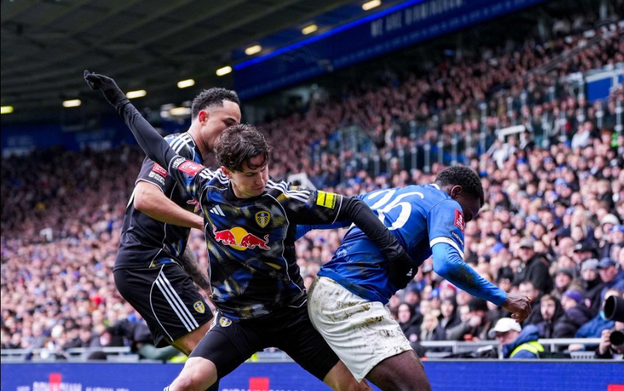 Лидс го елиминира Бирмингем на пенали и избори осминафинале во ФА-купот (ФОТО)