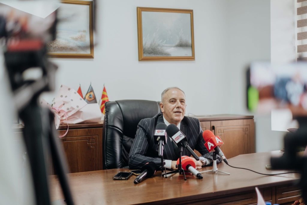 Ќура: Ископувањата околу изворот Шум се причина за матноста на водата во Струга