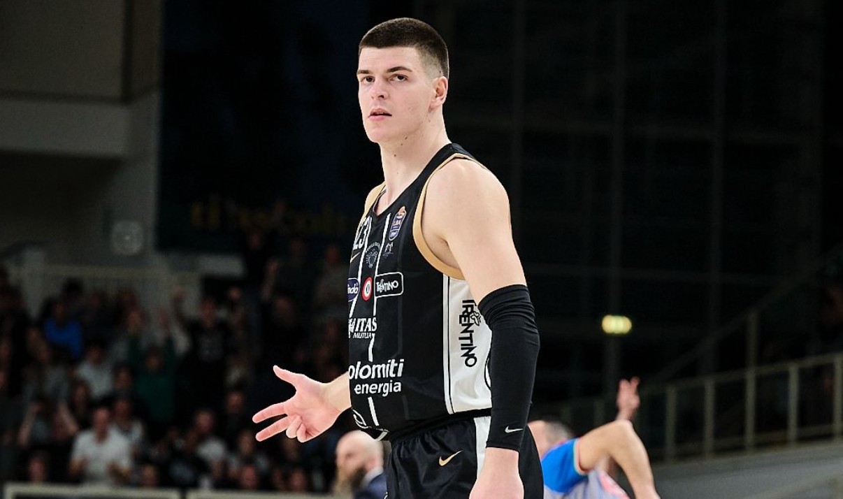 Јакимовски меѓу најдобрите во сензационалната победа на Тренто