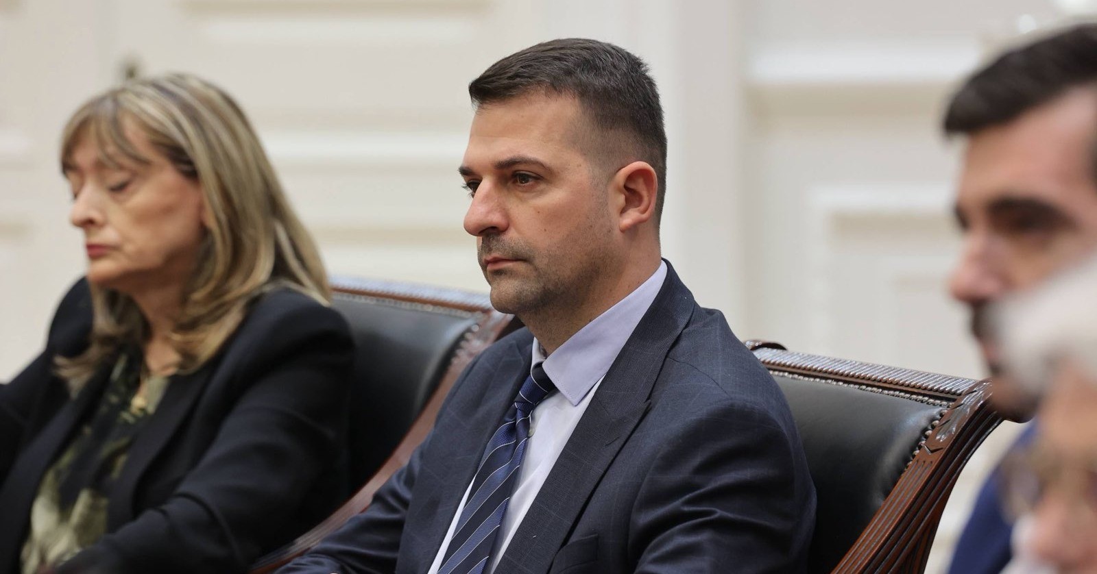 Томовски: Точно е дека фалело храна и пијалоци во владините бифеа