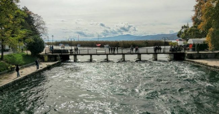 Се намалува матноста на изворот Шум, водата во Струга и понатаму забранета за употреба