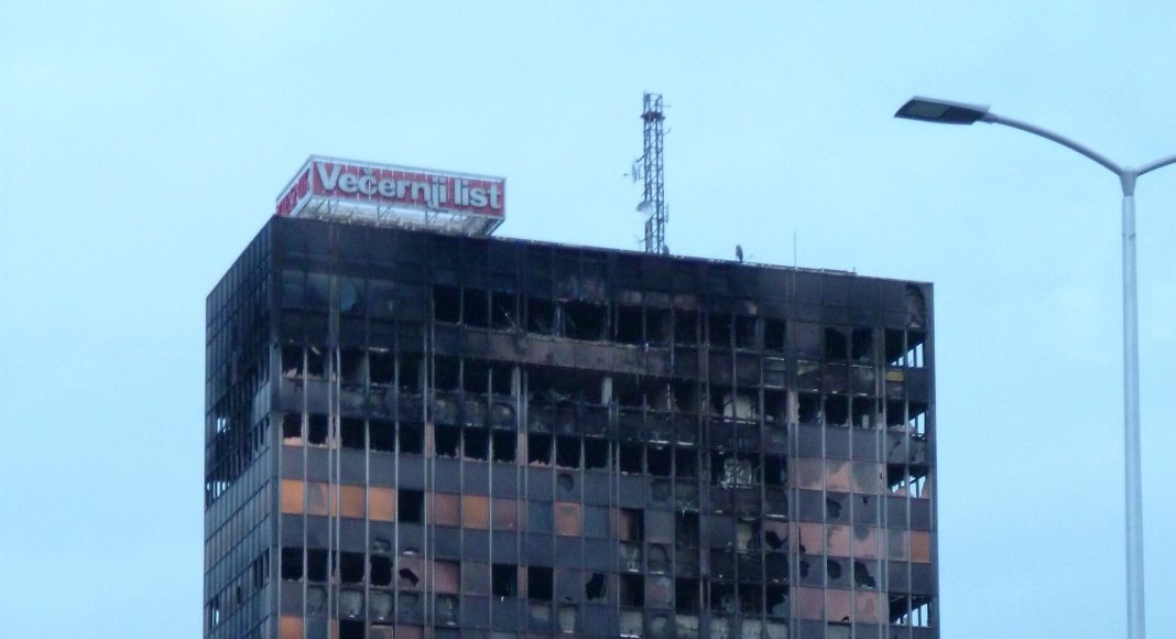 Опожарениот симбол на Загреб заминува во истроијата: Ќе се урива кулата на „Вјесник“