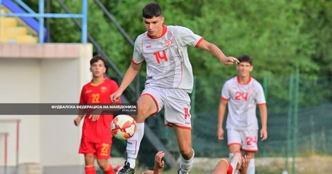 Исејни повика 21 фудбалер за двата теста во Малта