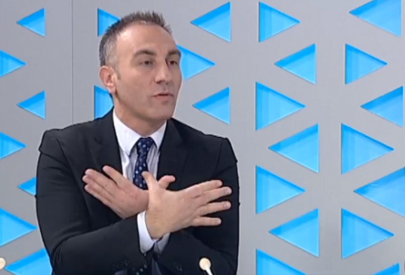 Што ти е живот: Груби политичката кариера ја почна со камења на тврдината Кале, ја заврши под притисок на политичкото „Кале“