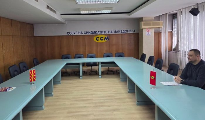 ВЛАДА: Не знаеме кого Трендафилов чекал во празна сала, социјалниот дијалог е сериозна работа, а не политички театар и парадирање