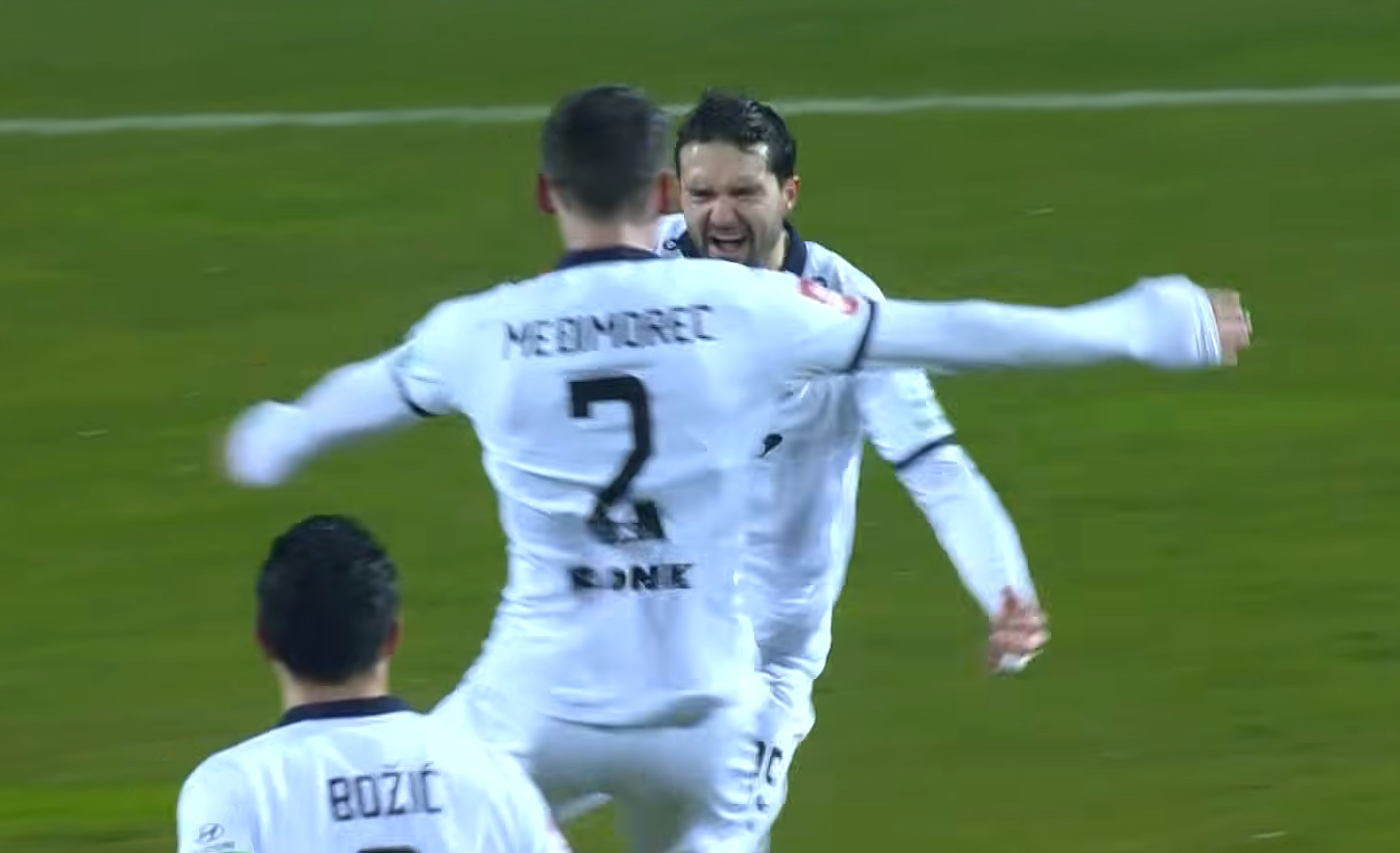 Леонард Жута даде ефектен гол за Славен Белупо! (ВИДЕО)