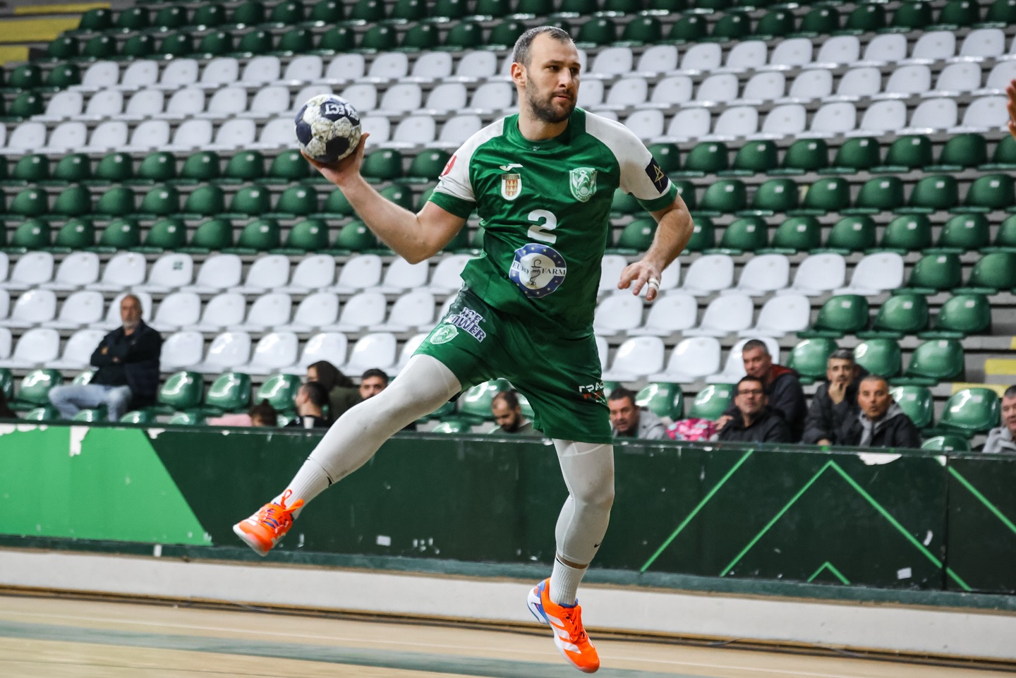 Кузмановски и Манасков им „продадоа“ цепелин на Данците (Видео)