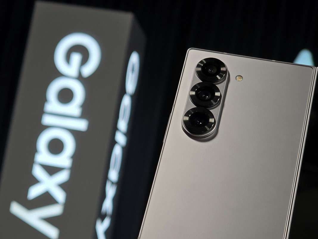 Galaxy AI се претвора во повеќекратен AI екосистем со интеграција со Perplexity