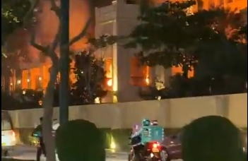 Погоден е аеродромот во Кувајт, гори хотел во Дубаи