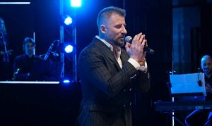 (ВИДЕО+ФОТО) ЈОЦЕ ПАНОВ НА 18 МАРТ ВО ФИЛХАРМОНИЈА – Магијата продолжува!