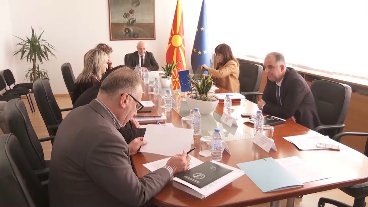 Судиите и обвинителите се возбудија поради реакциите за домашниот притвор за Зртан Груби, бараат јавноста да не им се меша во работата