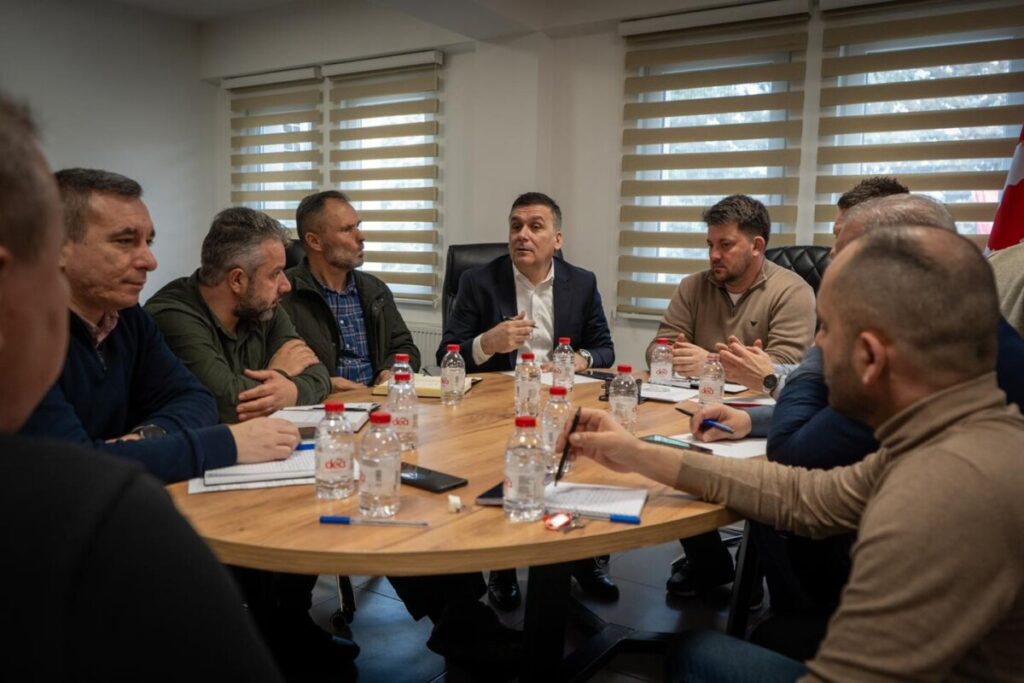 Министерот Хоџа: Нов проект во Сарај за Сува Река – чистење, продлабочување и изградба на камен ѕид