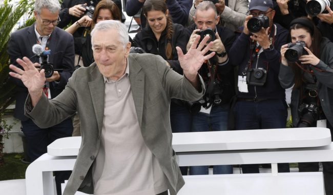 ДЕ НИРО Е ПОРЕМЕТЕН, ГЛУП И ТРЕБА ДА БИДЕ ДЕПОРТИРАН, КАЖА ТРАМП ПО ПОСЛЕДНИТЕ НАПАДИ ОД АКТЕРОТ