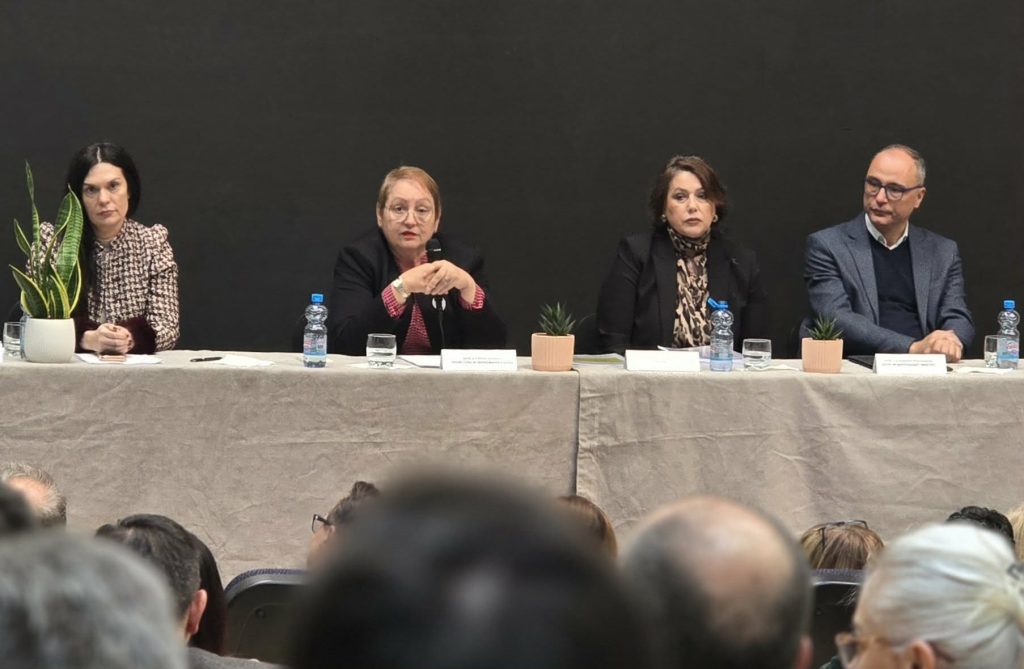 Да студираме бесплатно и да не нè условуваат со продажба на книги, побараа студенти на дебата за новиот Закон за високо образование